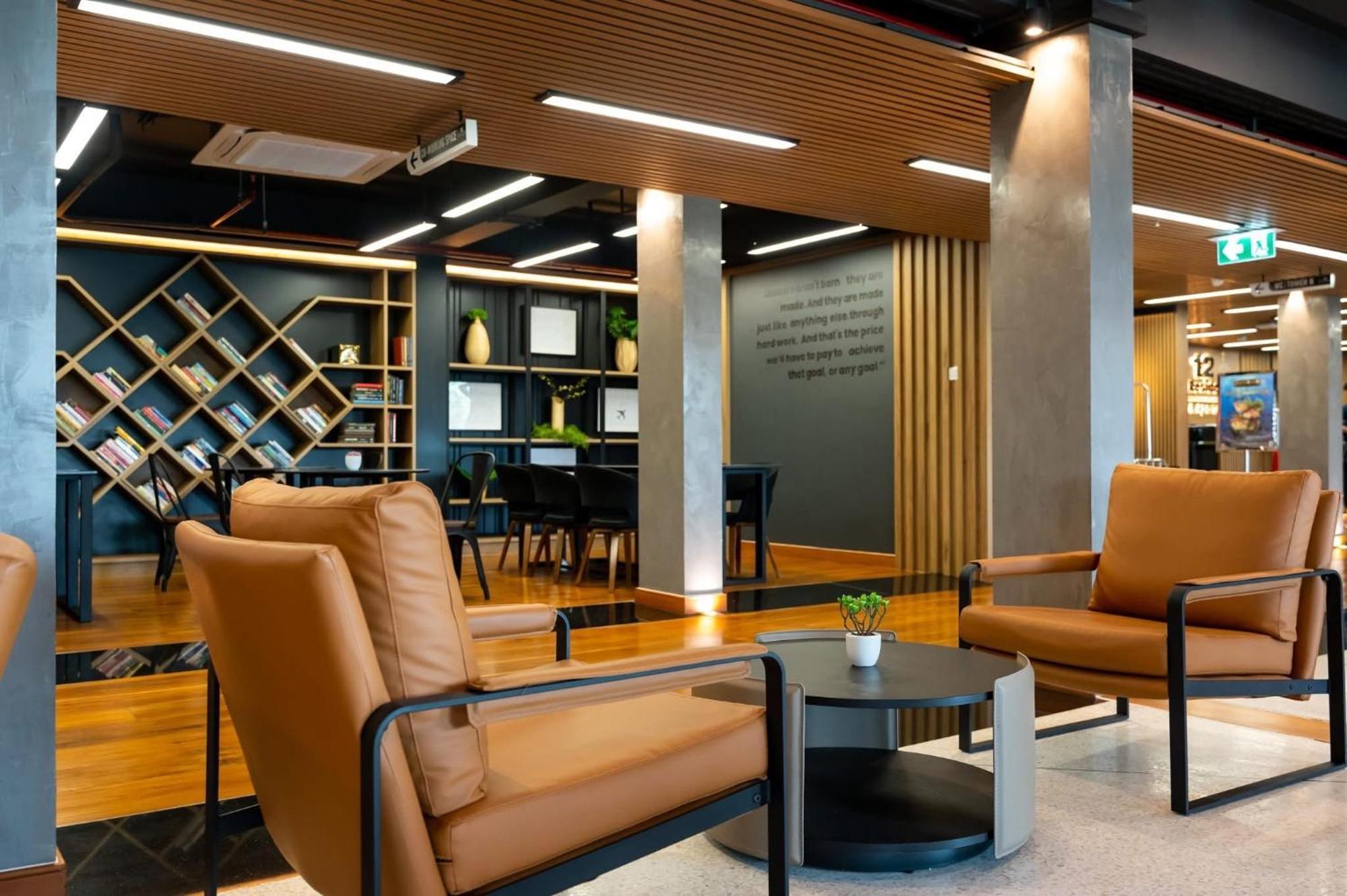 12 The Residence Hotel At Don Mueang Airport Bangkok Exterior foto