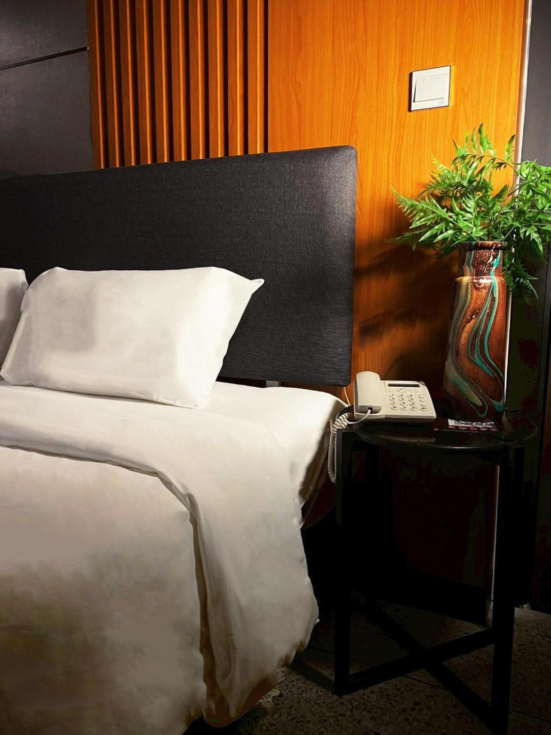 12 The Residence Hotel At Don Mueang Airport Bangkok Exterior foto