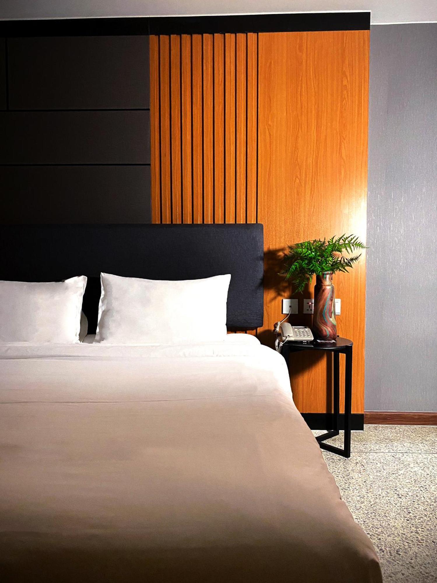 12 The Residence Hotel At Don Mueang Airport Bangkok Exterior foto