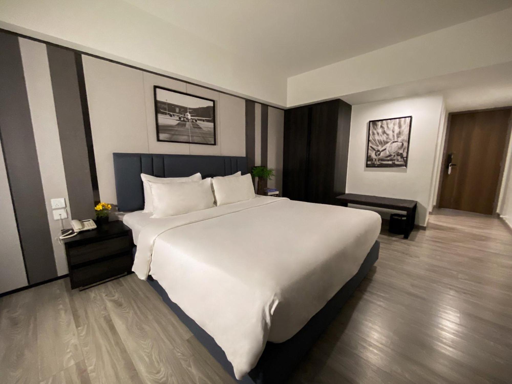 12 The Residence Hotel At Don Mueang Airport Bangkok Exterior foto